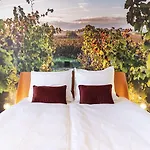 Dormio Wijnhotel Valkenburg 4*