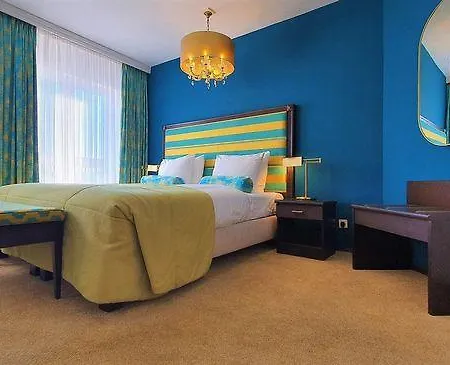 Dormio Wijnhotel Valkenburg 4*
