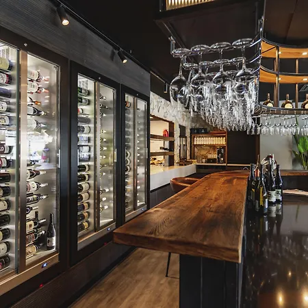 Dormio Wijnhotel Valkenburg ホテル ファルケンブルフ